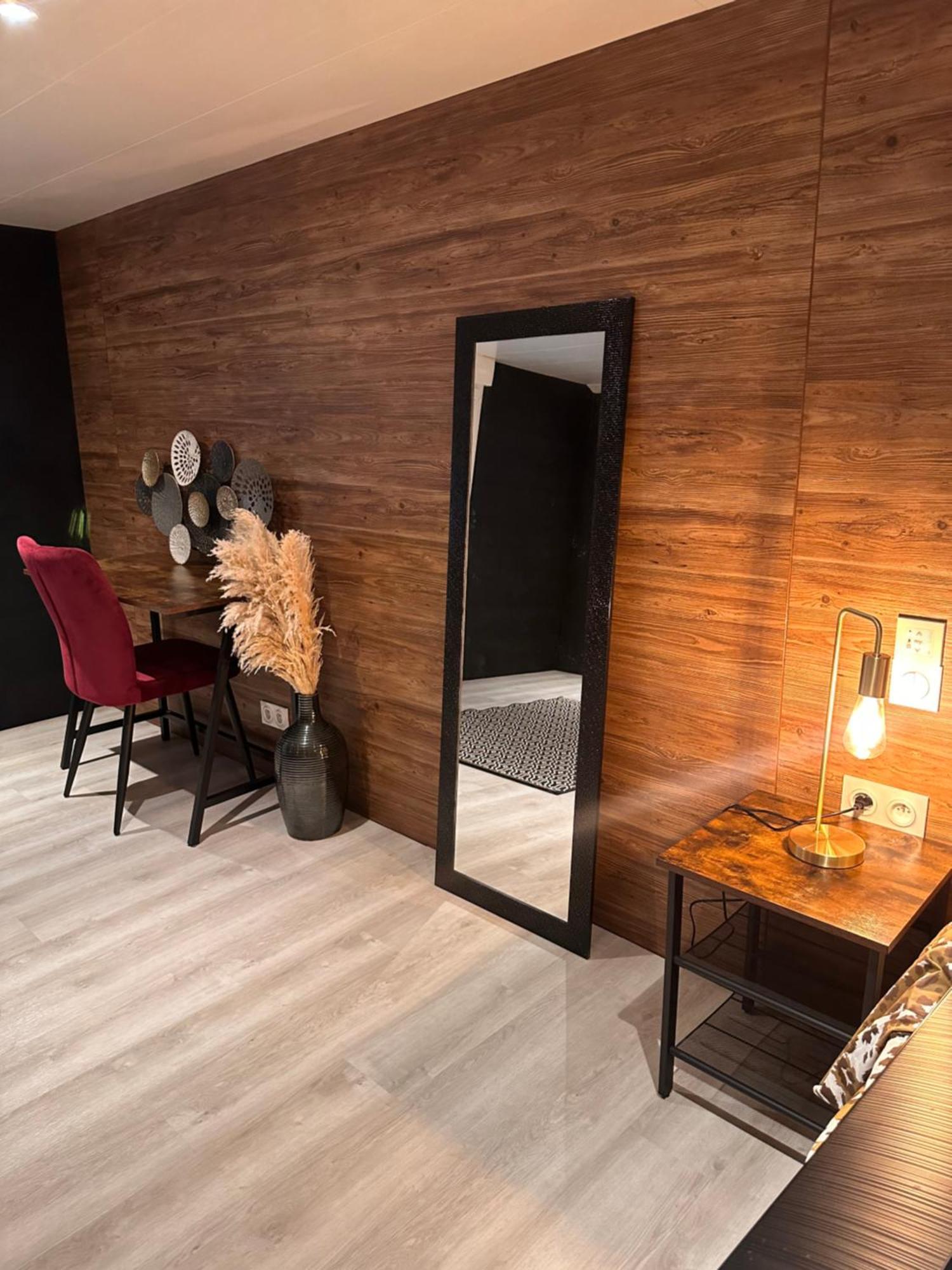 Jolie Dependance Equipee Apartment โชเลต์ ภายนอก รูปภาพ